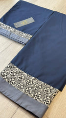 Drak blue