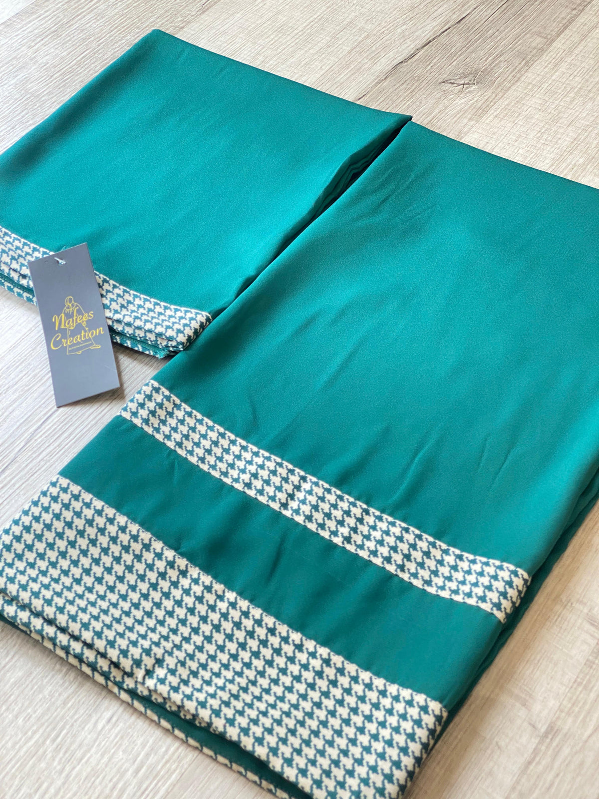 Turquoise green