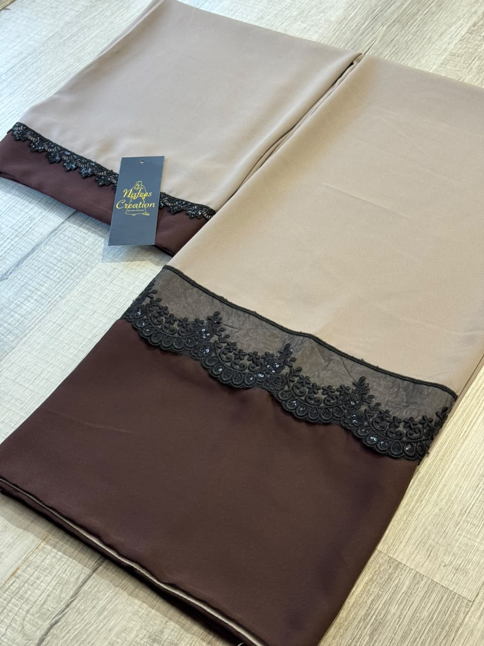 Nude brown